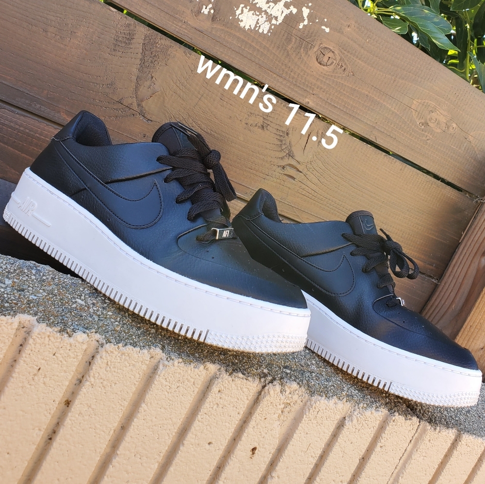 Nike Air Force One Black Sage Low - Wmn's 11.5
